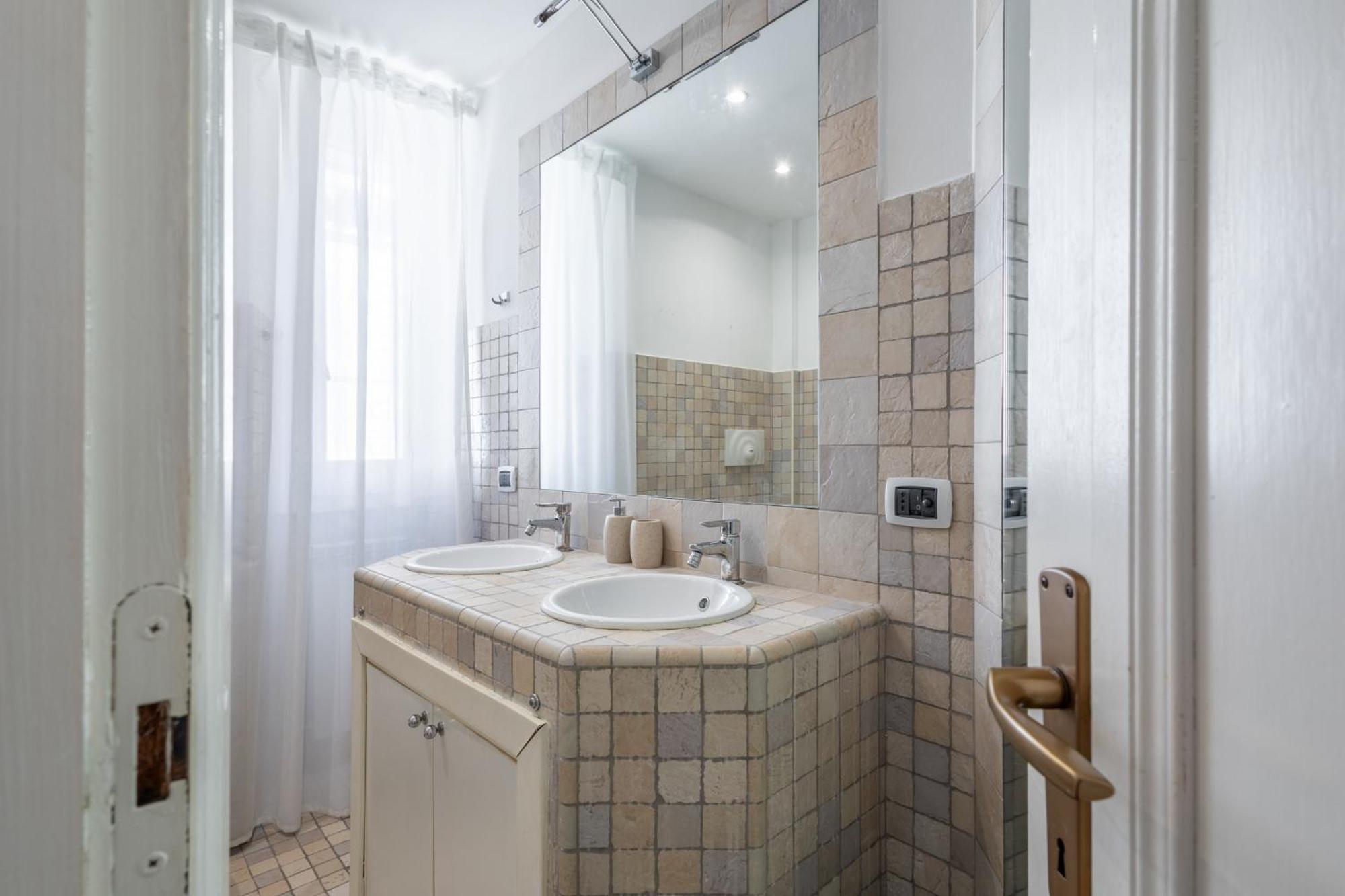 Your Elegant Loft At Termini Station Appartement *